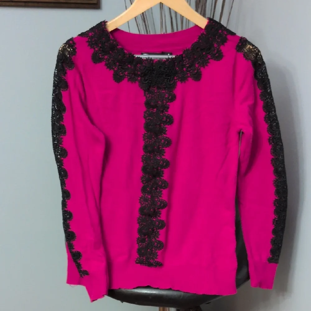 7th Avenue New York and Company Pink Sweater with Black Embroidered Lace